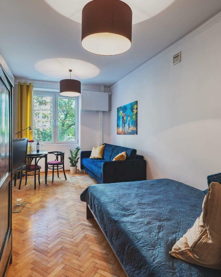 Mieszkanko Na Stawki Netflix Apartment Warsaw Luaran gambar